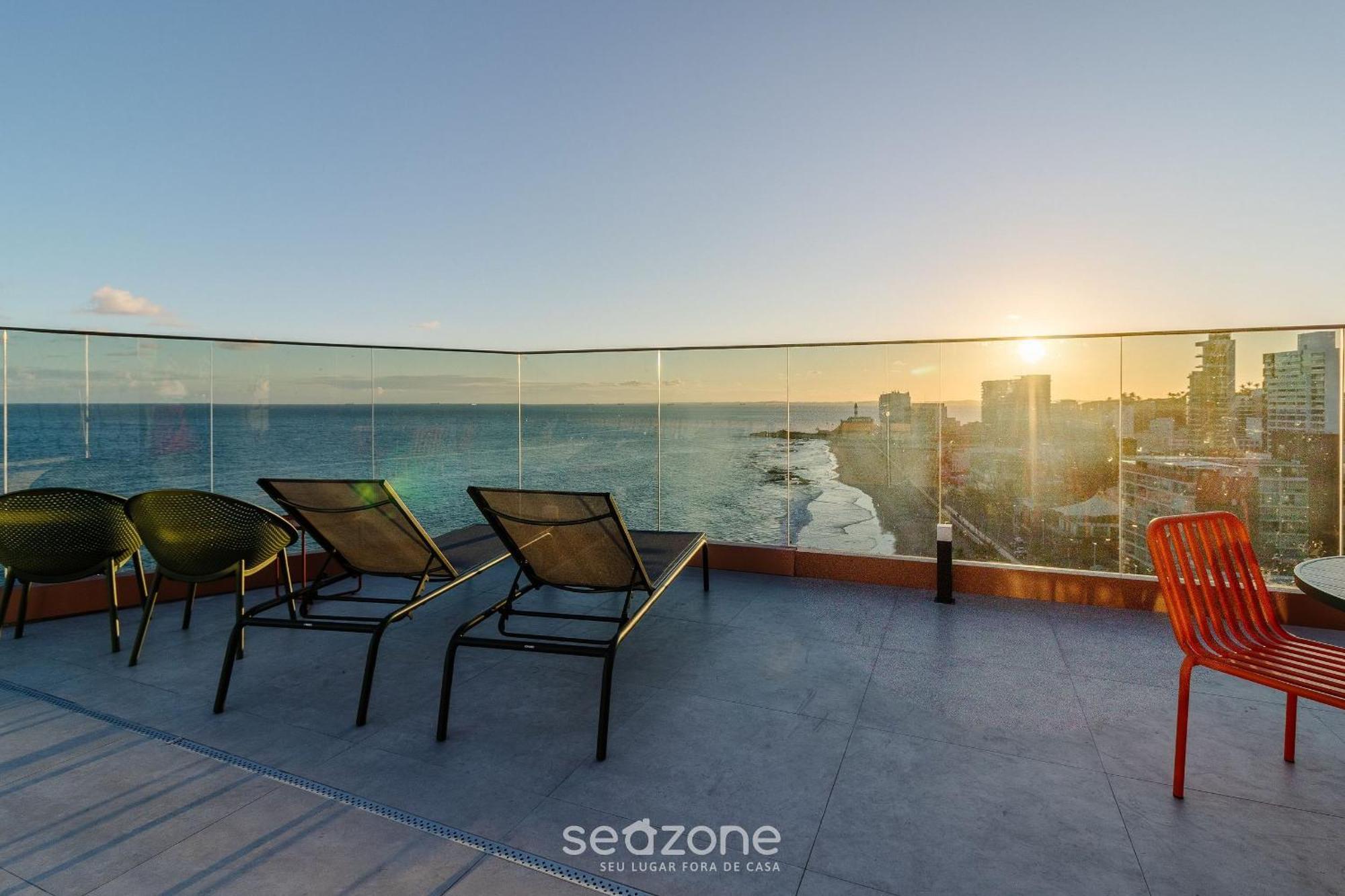Apartment Predio Beira-mar Com Piscina Na Barra Em Ssa - Spb